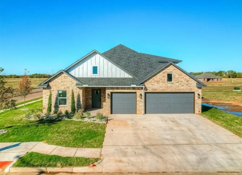 0e0c59bf22584d912dedd348ba5a6671l-m354941496rd-w1280_h960 | Urban Nest Homes