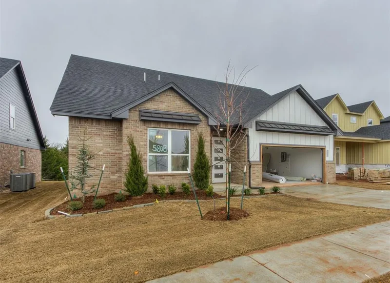 cfbe6ddcff47288b11f2fc2a2b1517c8-uncropped_scaled_within_1536_1152 | Urban Nest Homes